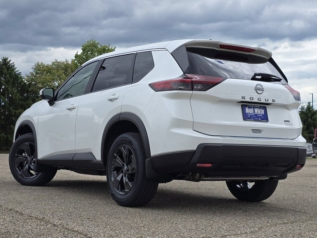 New 2026 Nissan Rogue SV w/ Cold Weather Package AWD/4WD image 9