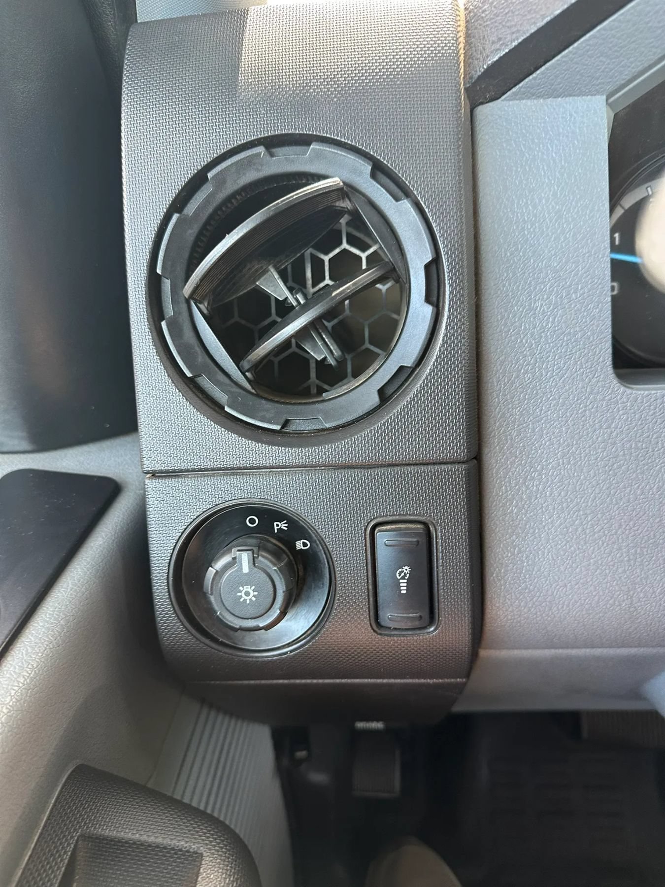 Used 2016 Ford F450 XL w/ Power Equipment Group AWD/4WD image 18