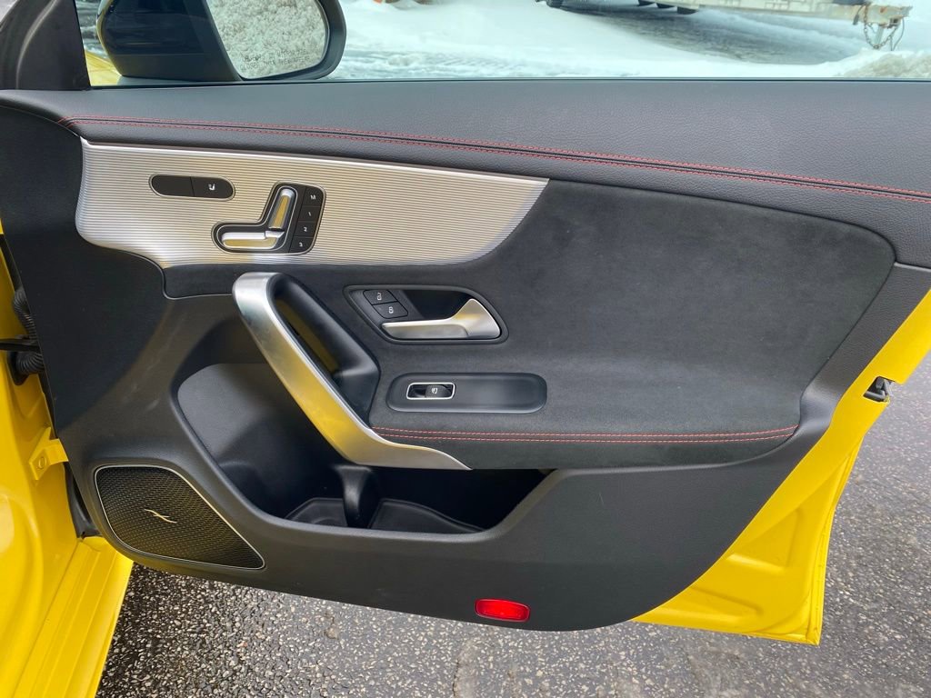 Used 2020 Mercedes-Benz CLA 250 4MATIC image 19