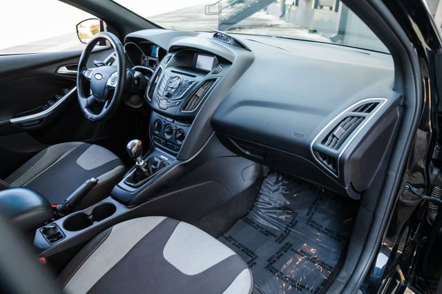 Used 2014 Ford Focus ST image 21