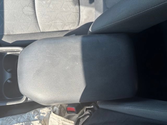 Used 2021 Toyota RAV4 XLE AWD/4WD image 21