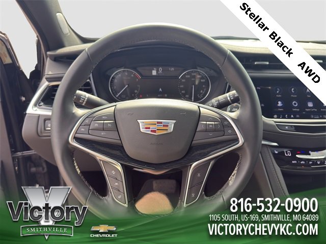 Used 2025 Cadillac XT5 Premium Luxury image 10