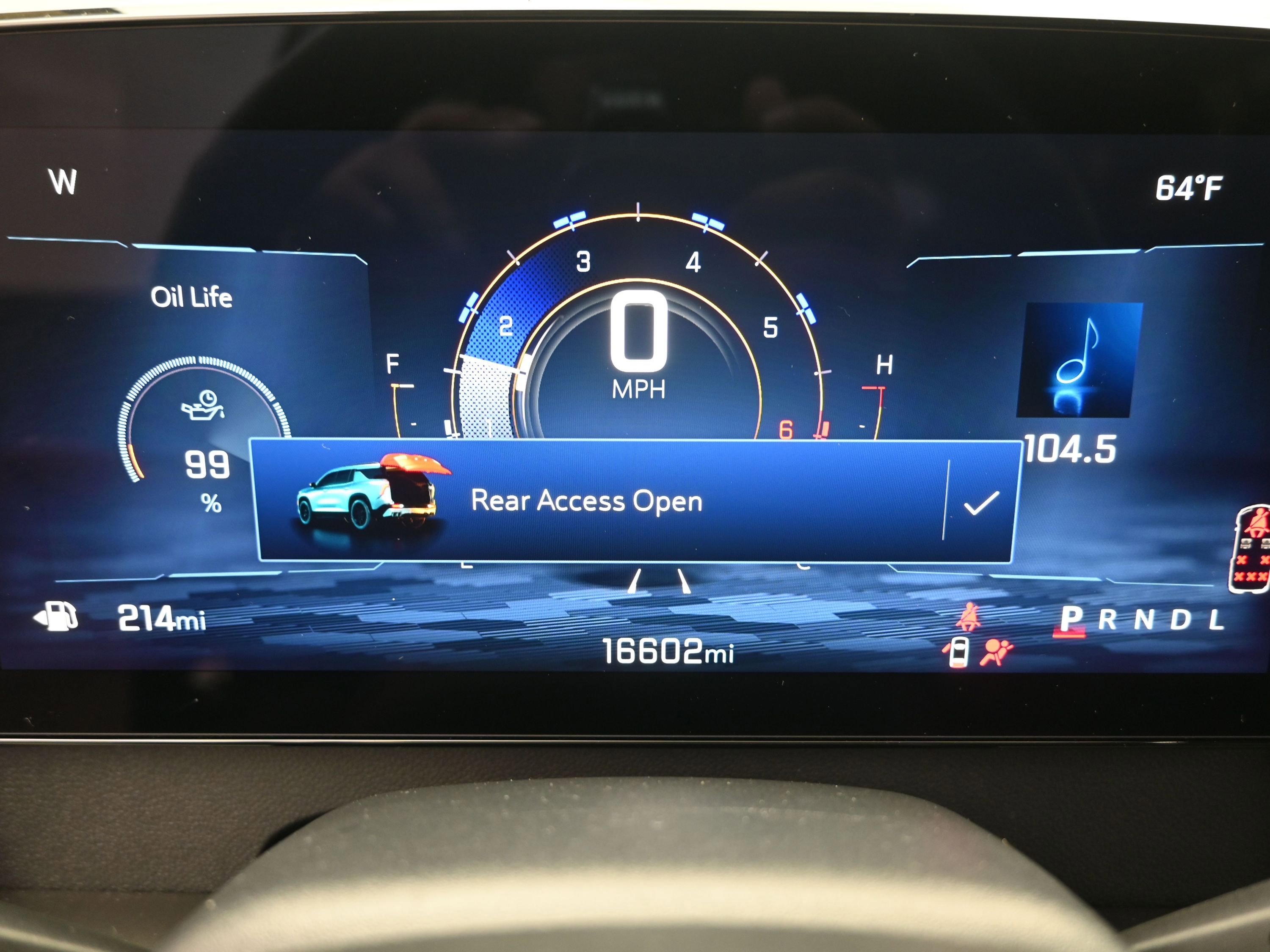 Used 2025 Chevrolet Traverse LT image 14