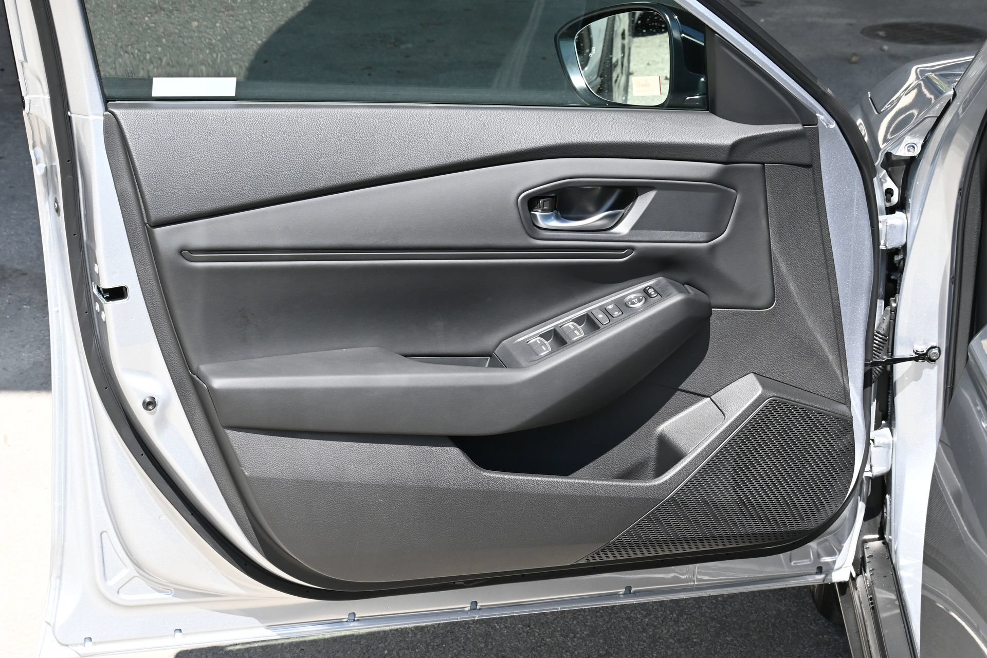 New 2025 Honda Accord SE image 9