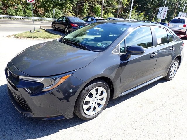 New 2026 Toyota Corolla LE image 8