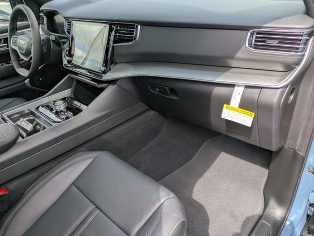 New 2026 Jeep Grand Wagoneer L Limited image 32