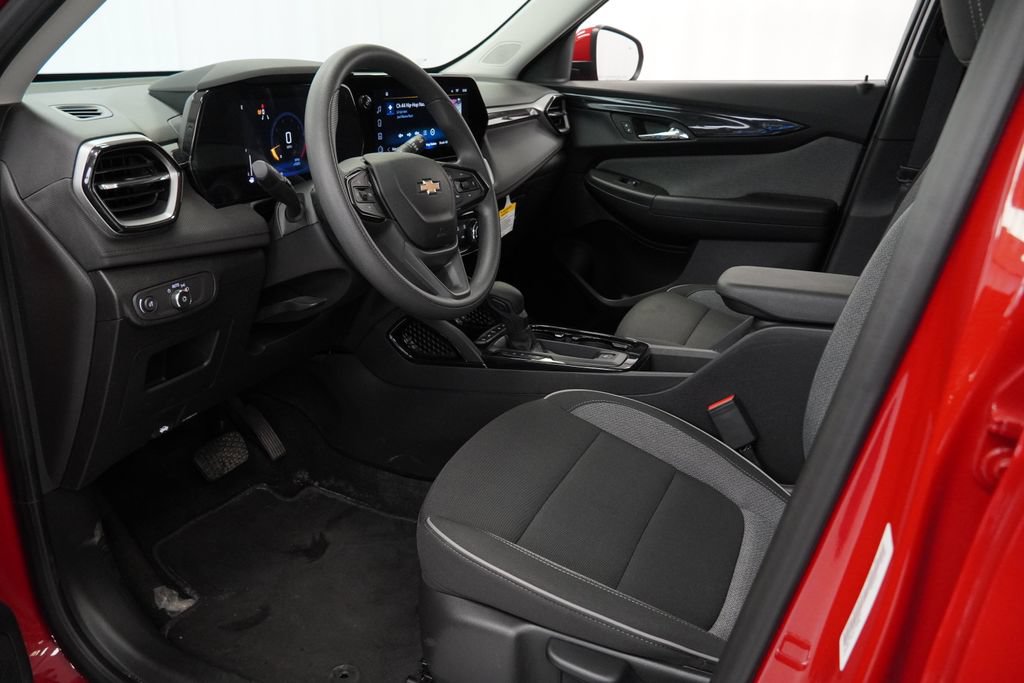 New 2026 Chevrolet TrailBlazer LT w/ Driver Confidence Package AWD/4WD image 10
