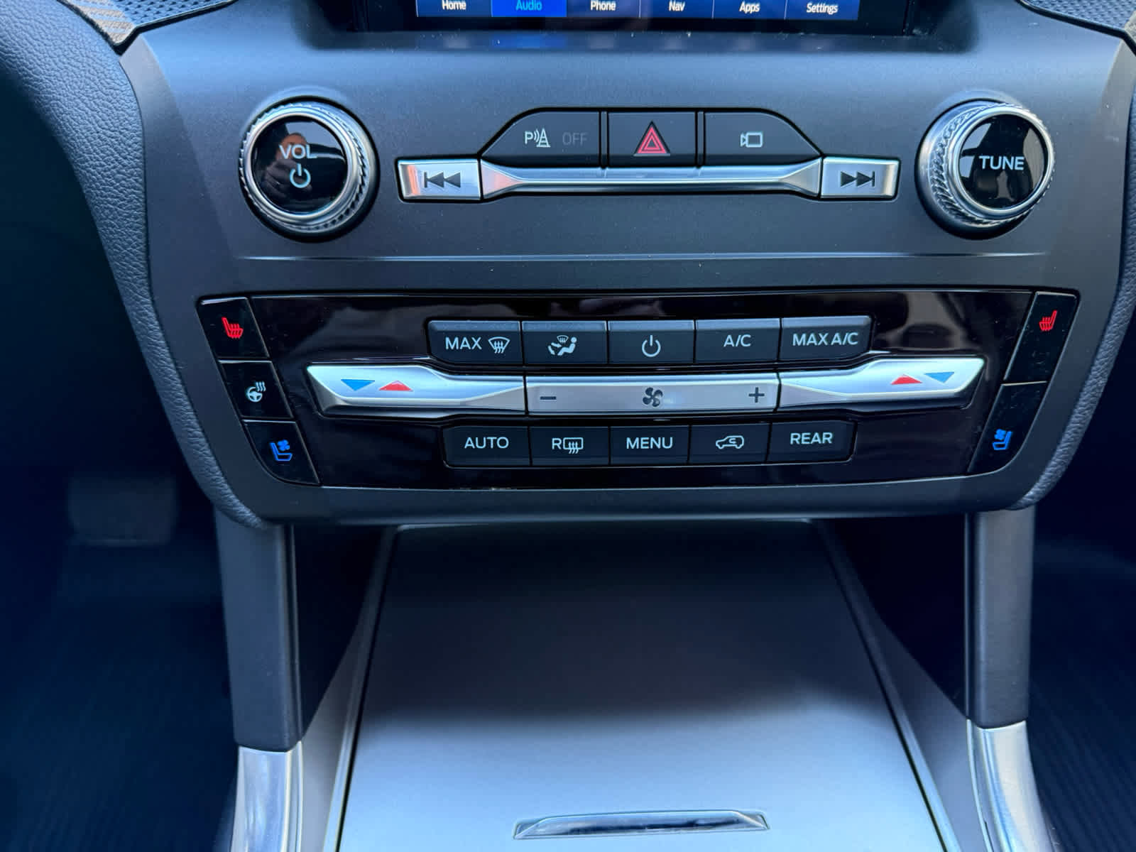 Used 2020 Ford Explorer ST w/ ST Street Pack image 16