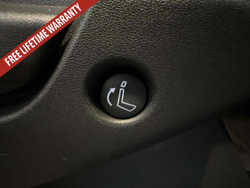 Used 2024 Nissan Pathfinder SL AWD/4WD image 40