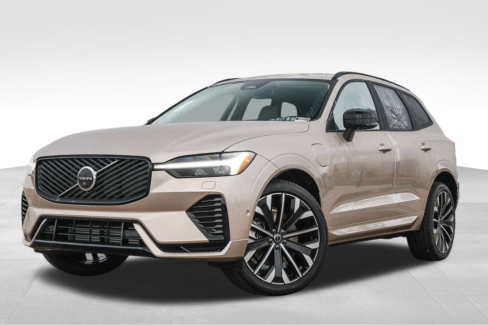 New 2026 Volvo XC60 T8 Ultra w/ Protection Package Premier AWD/4WD image 1
