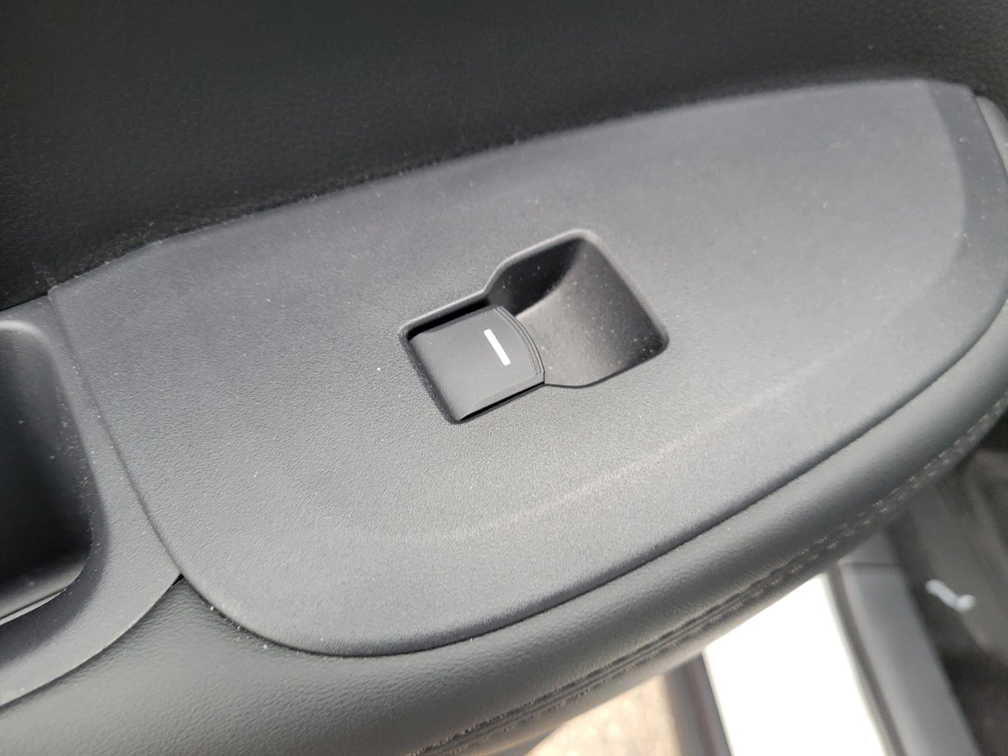 Certified 2025 Honda HR-V LX image 14