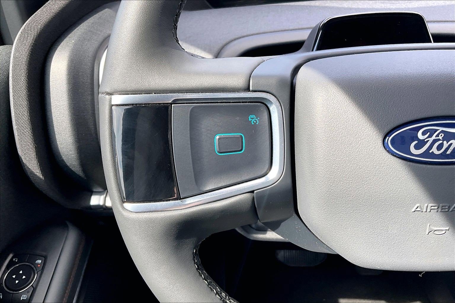 Certified 2025 Ford Expedition Max Active AWD/4WD image 17