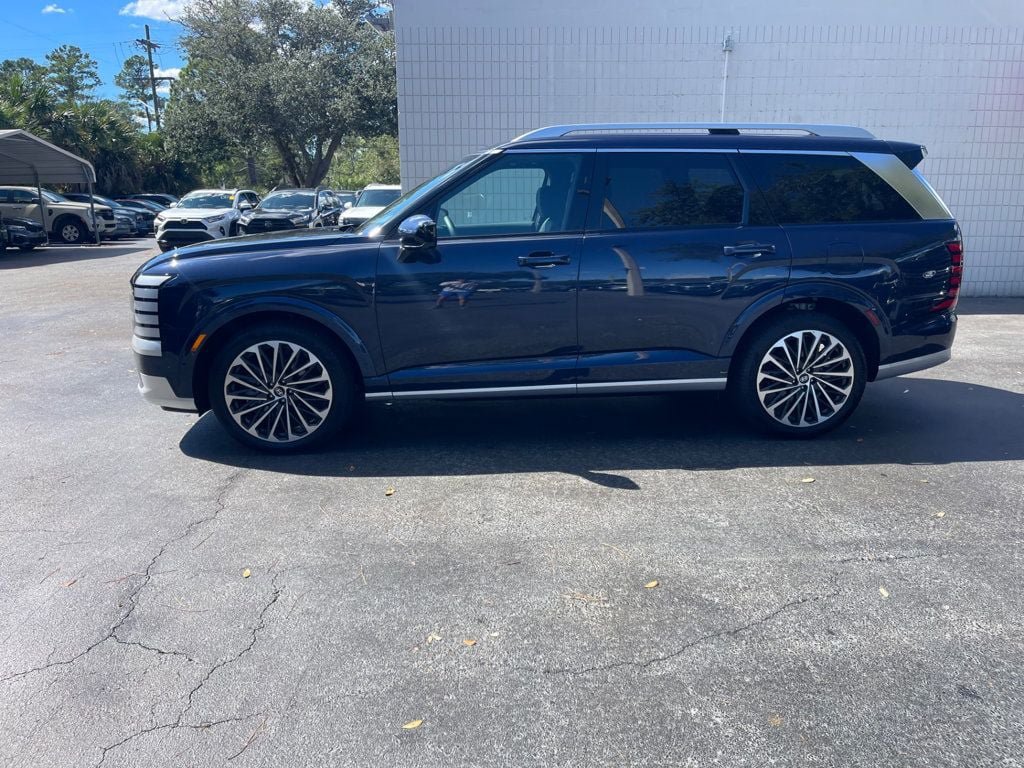 Used 2026 Hyundai Palisade Calligraphy AWD/4WD image 2