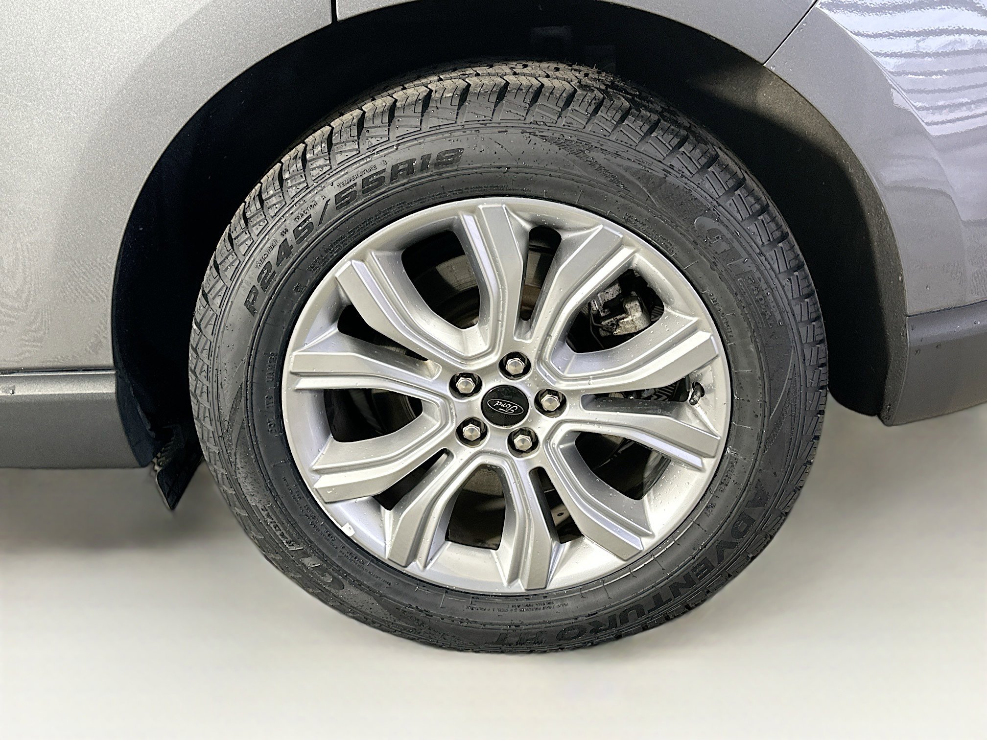 Used 2024 Ford Edge Titanium image 11