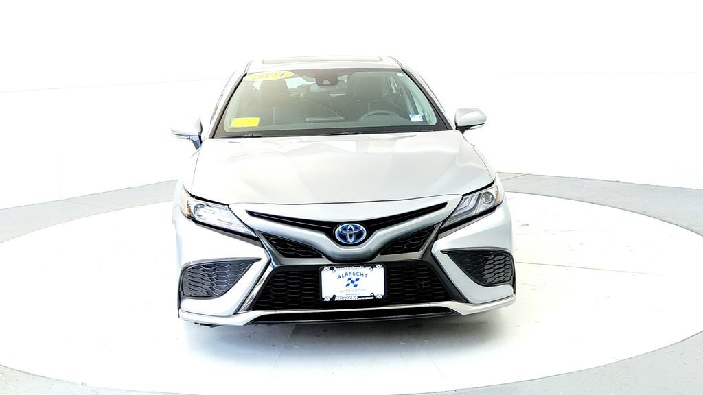 Used 2024 Toyota Camry XSE w/ Navigation Package FWD image 8