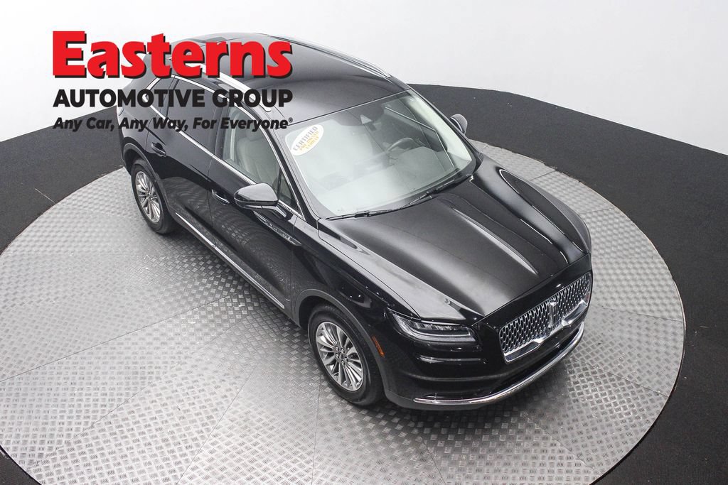 Used 2022 Lincoln Nautilus AWD w/ Premium Package image 3