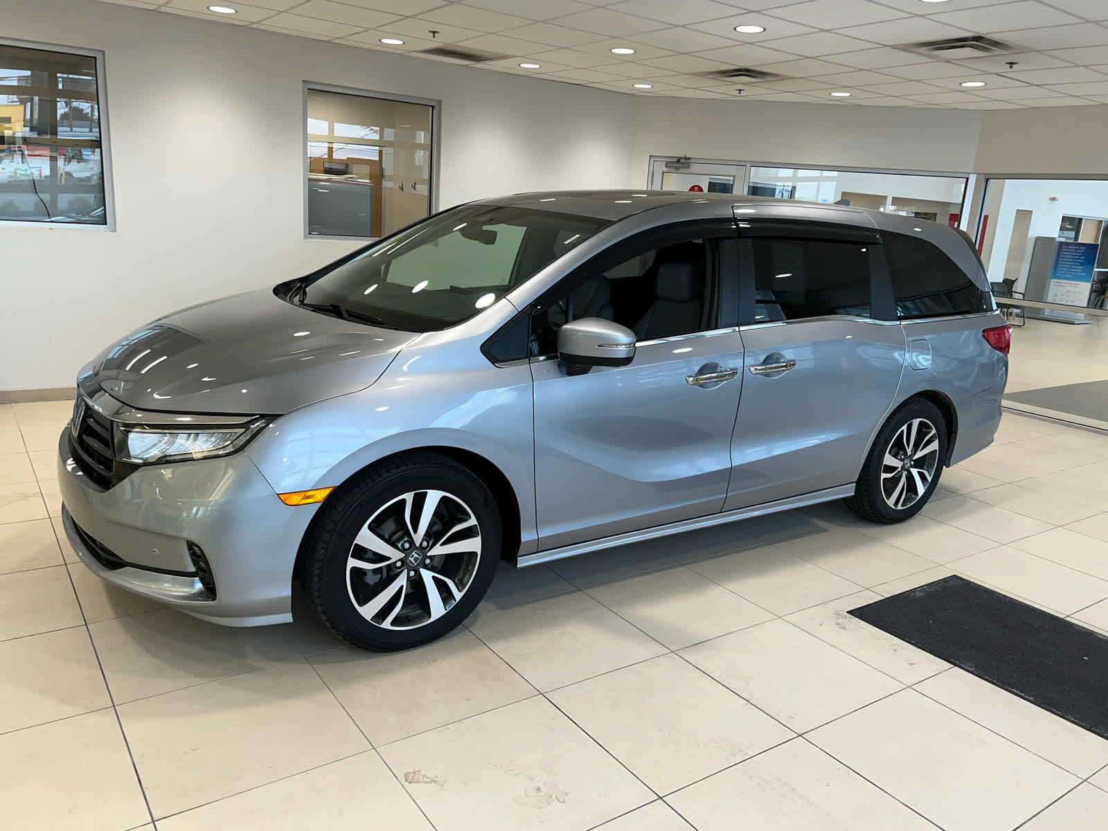 Used 2022 Honda Odyssey Touring image 12