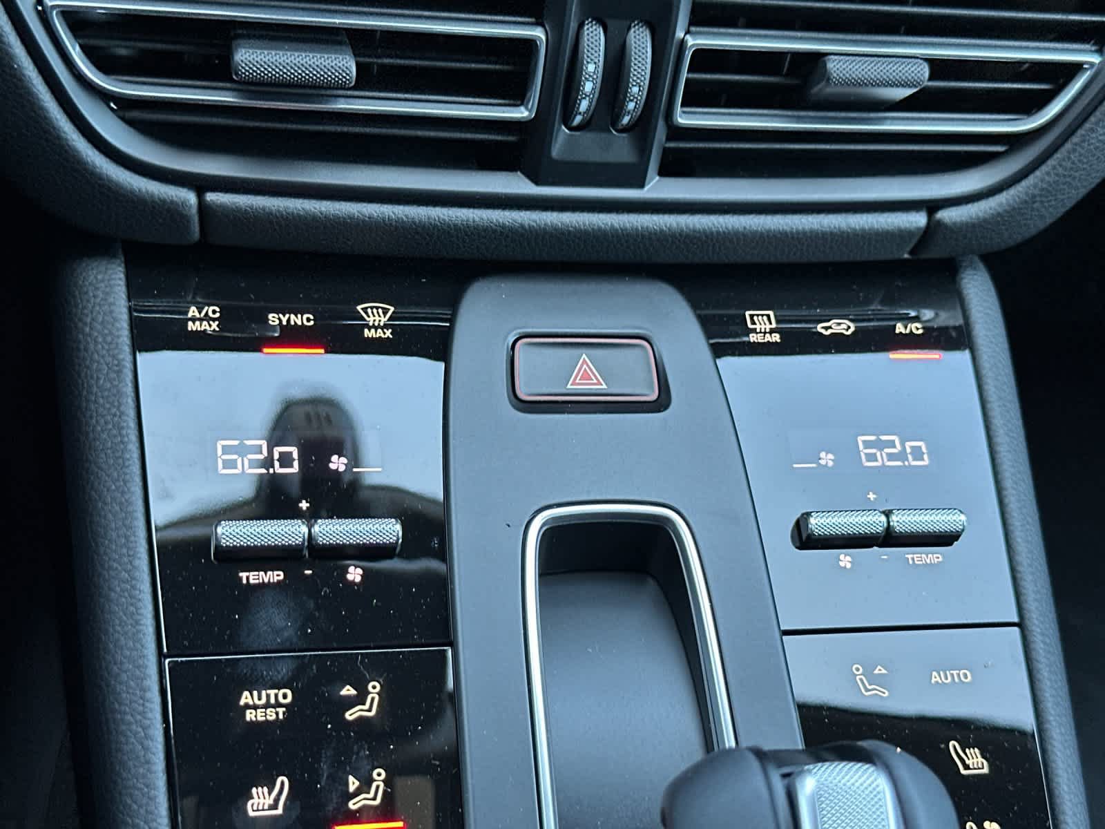 New 2026 Porsche Macan AWD/4WD image 24