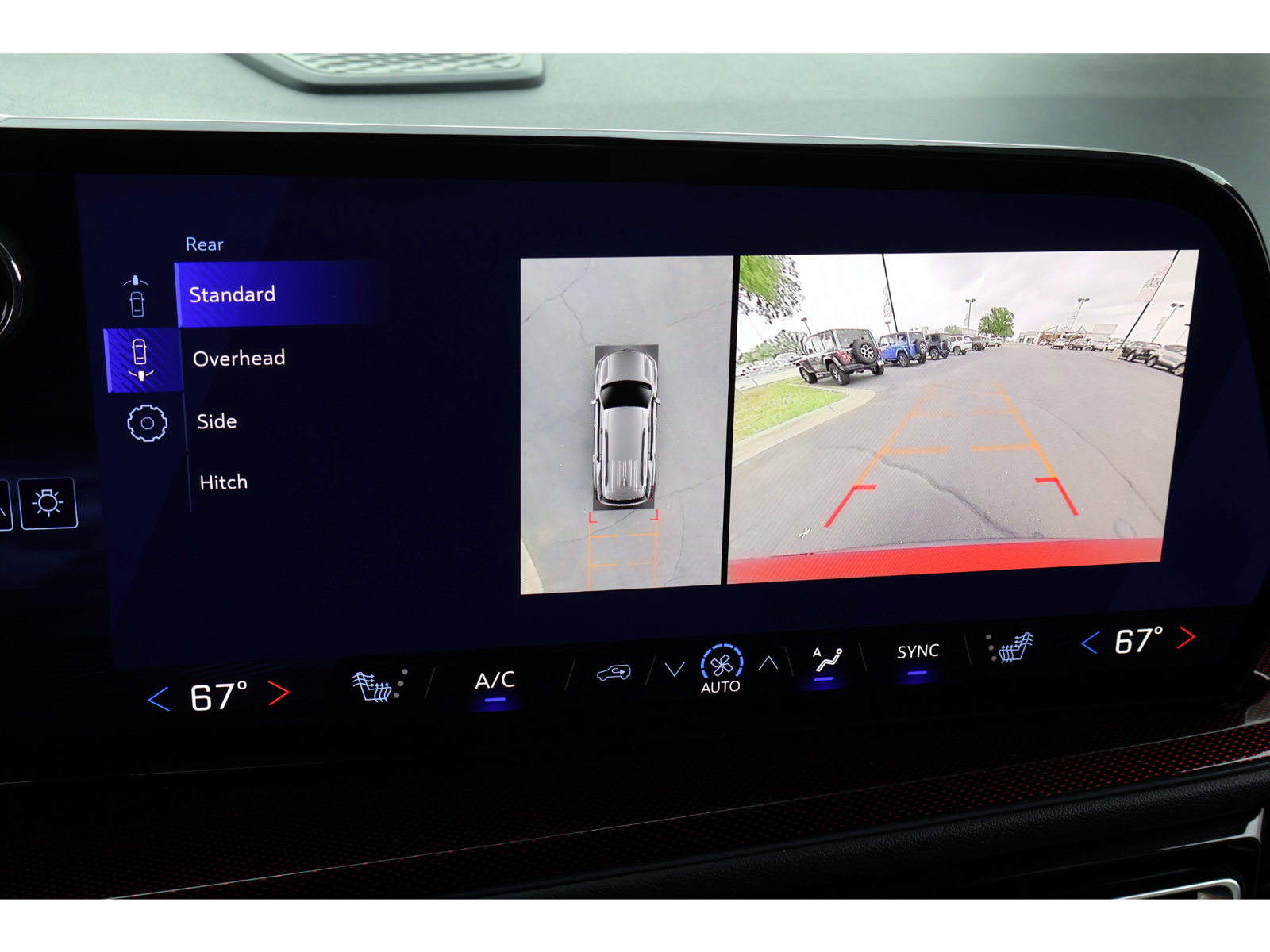 Used 2026 Chevrolet Traverse Z71 w/ Enhanced Driving Package AWD/4WD image 7