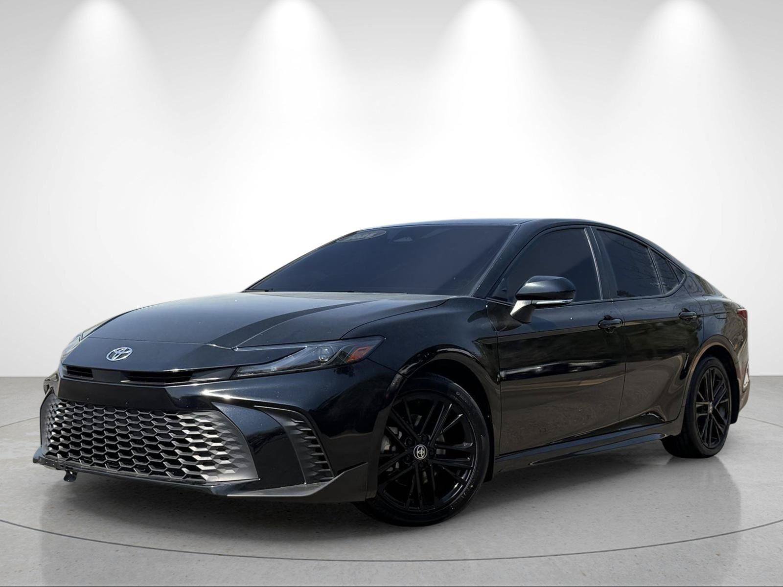 Used 2025 Toyota Camry SE