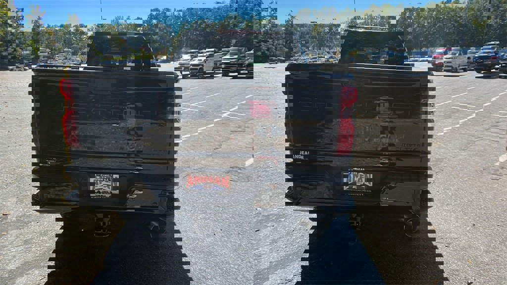 New 2025 Chevrolet Silverado 2500 Custom w/ Custom Value Package image 6