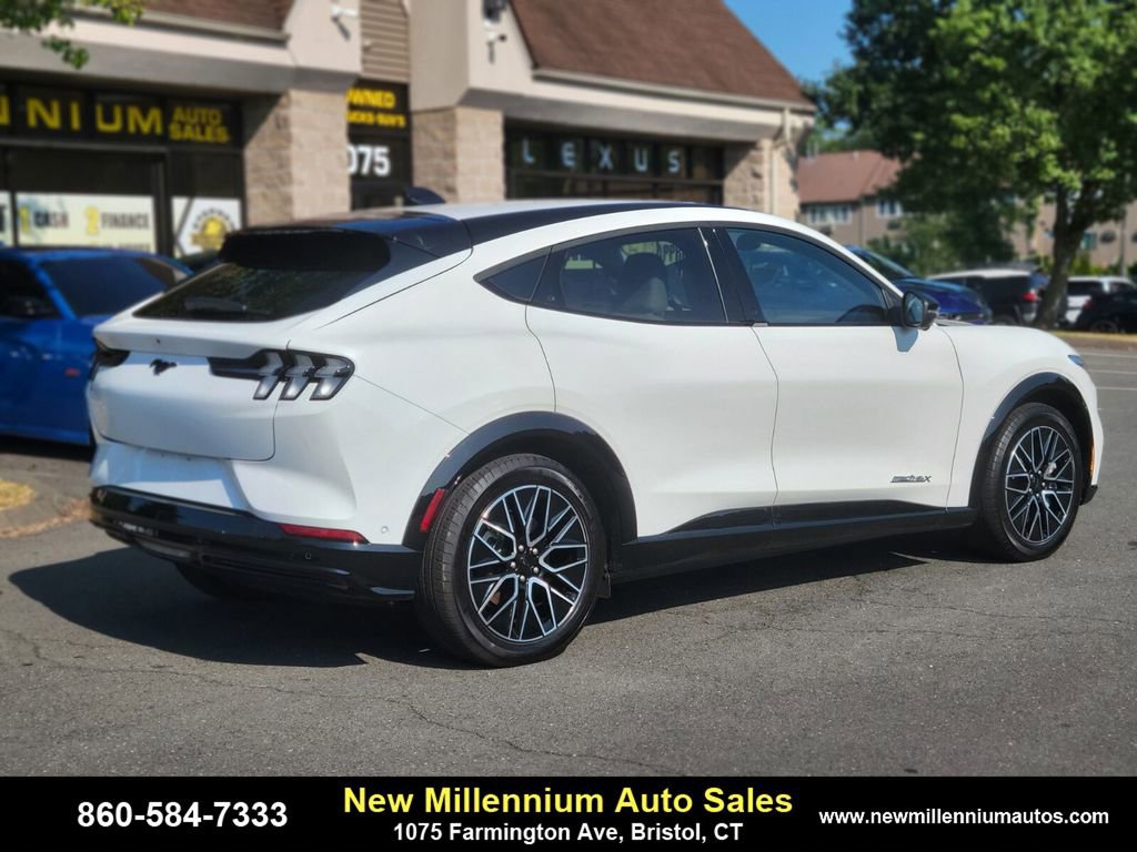 Used 2024 Ford Mustang Mach-E Premium image 5