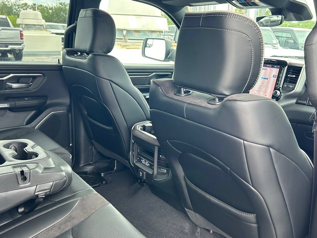 New 2025 RAM 1500 Laramie w/ Sport Appearance Package AWD/4WD image 36