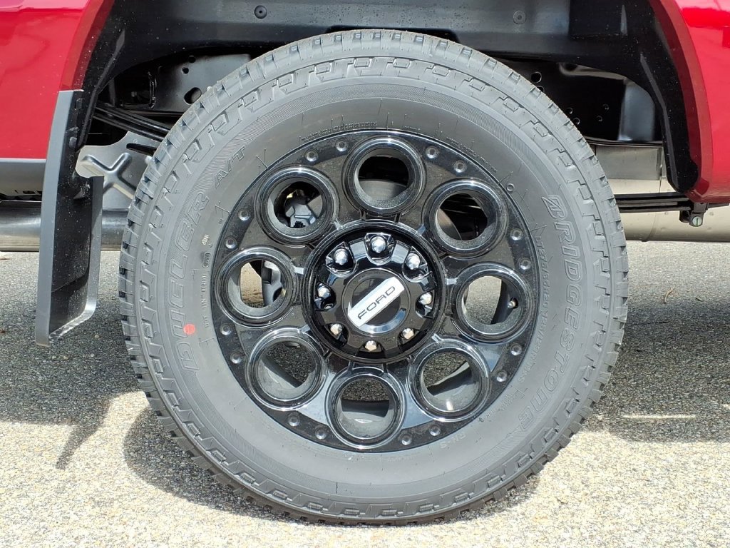 New 2026 Ford F250 XLT w/ XLT Premium Package AWD/4WD image 12