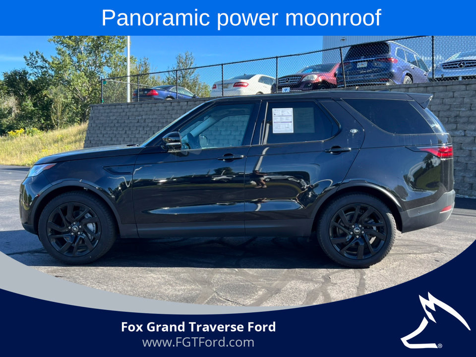 Used 2024 Land Rover Discovery S AWD/4WD image 43