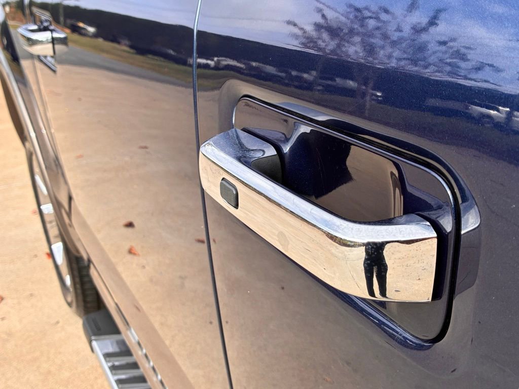 Used 2018 Ford F150 Lariat w/ Equipment Group 502A Luxury image 4