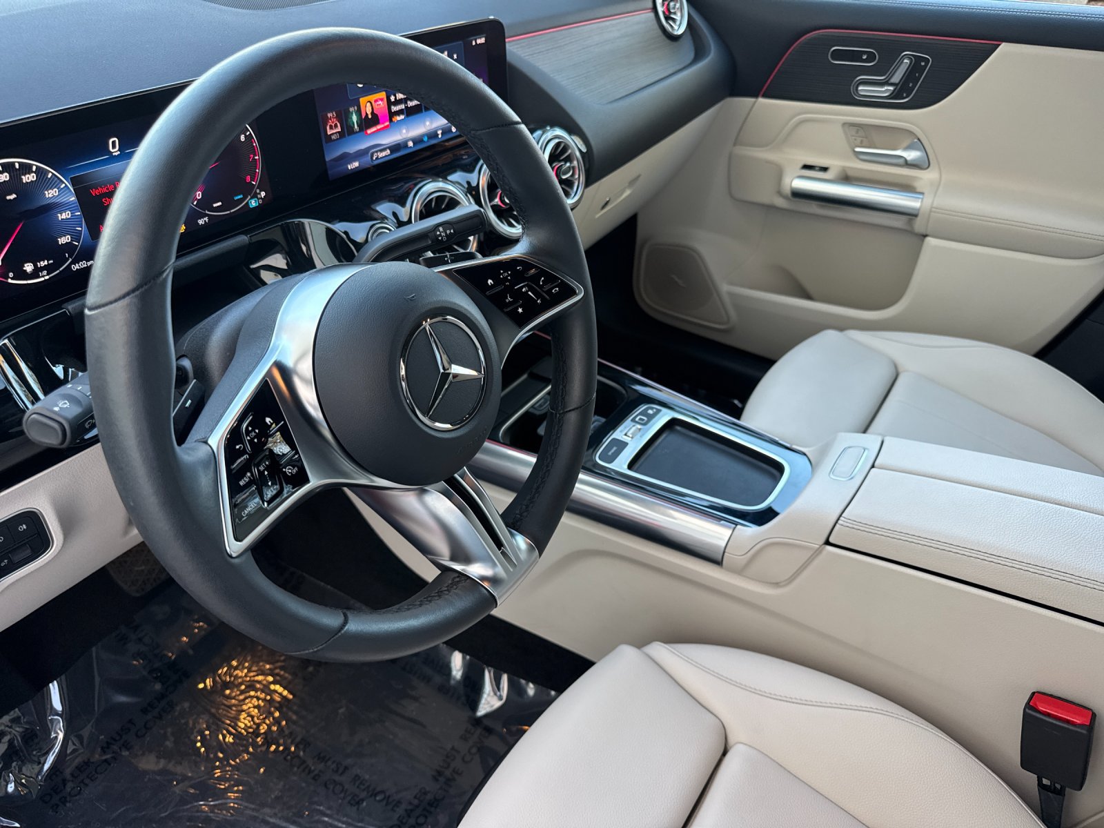 Used 2026 Mercedes-Benz GLA 250 image 10