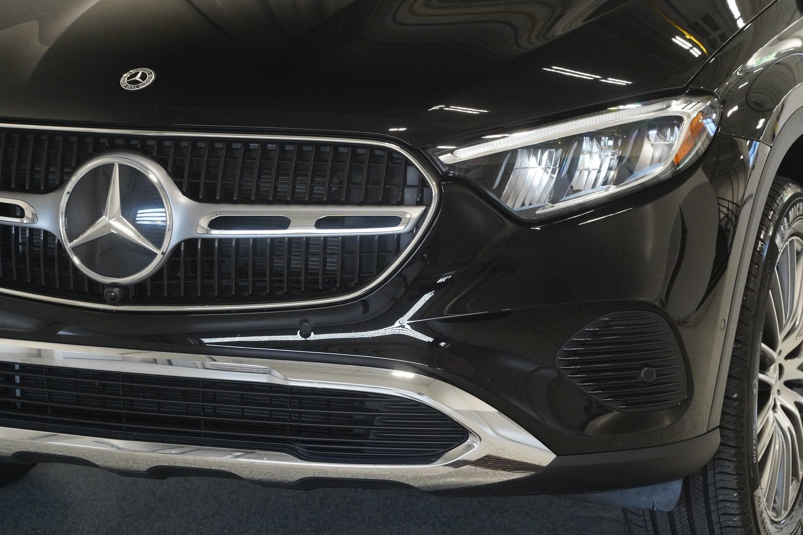 Used 2024 Mercedes-Benz GLC 300 4MATIC image 6