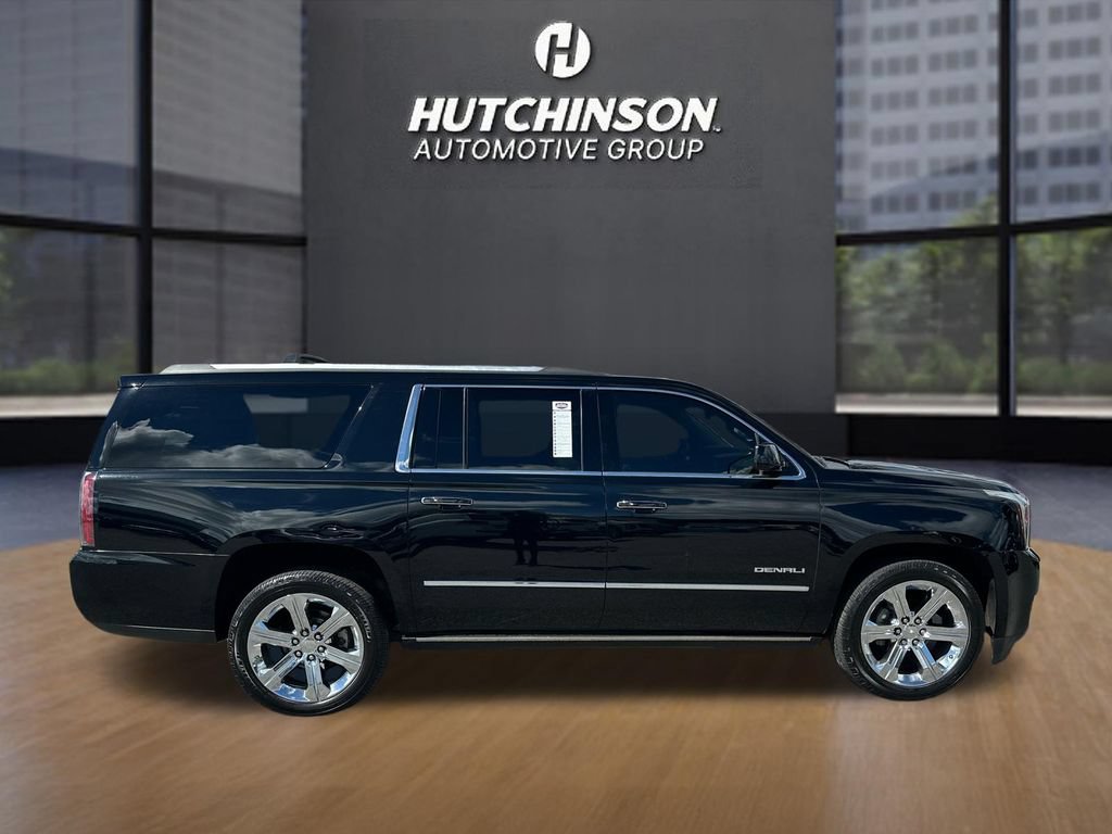 Used 2017 GMC Yukon XL Denali w/ Open Road Package AWD/4WD image 8