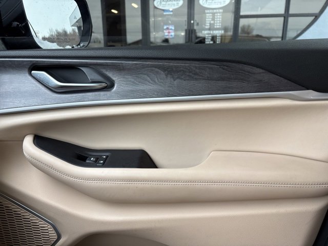 Used 2022 Jeep Grand Cherokee L Limited image 19