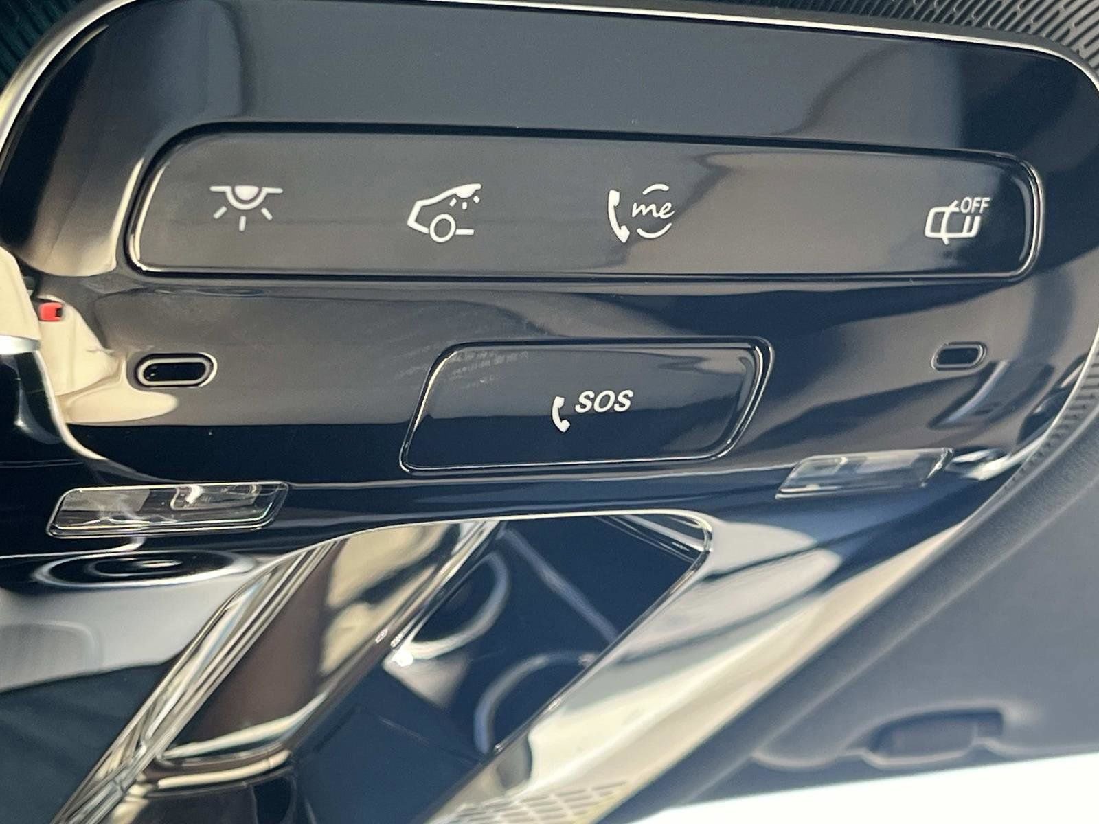 Certified 2025 Mercedes-Benz GLC 300 image 28