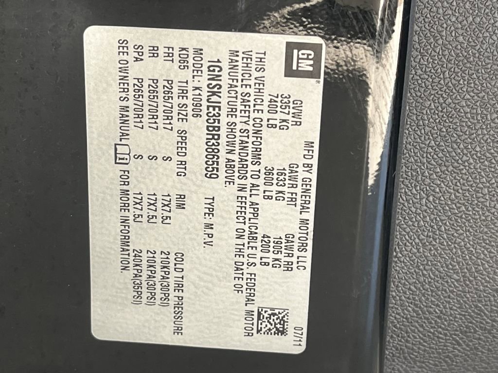 Used 2011 Chevrolet Suburban LT image 8