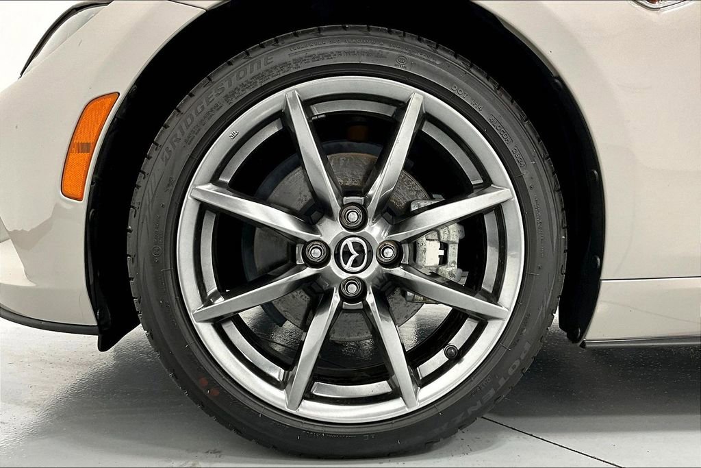 Used 2023 MAZDA MX-5 Miata Grand Touring image 11