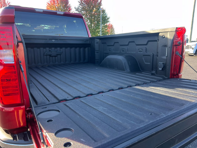 Used 2023 Chevrolet Silverado 1500 LT w/ Protection Package AWD/4WD image 10