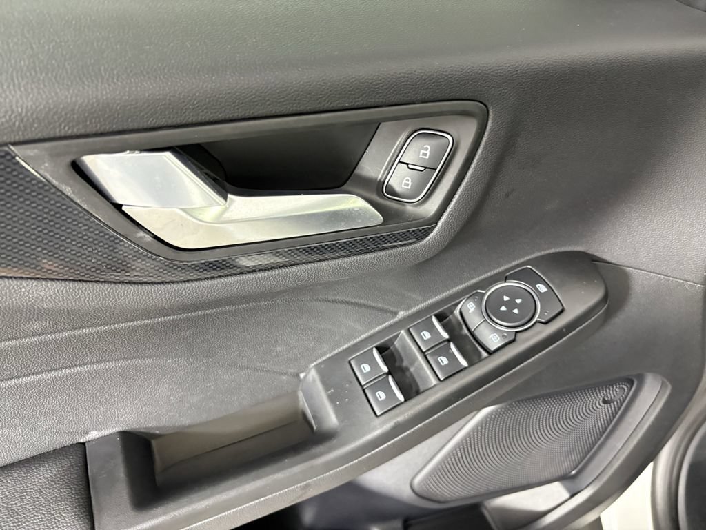 New 2025 Ford Escape ST-Line Select w/ Tech Pack #1 AWD/4WD image 18