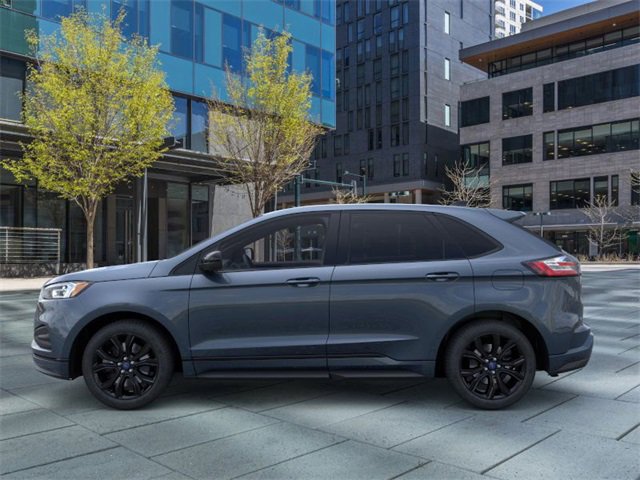New 2024 Ford Edge SE w/ Black Appearance Package image 3