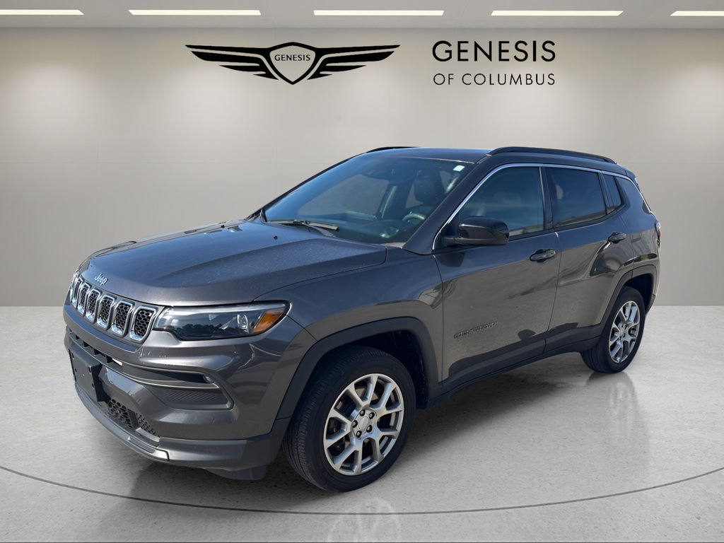 Used 2023 Jeep Compass Latitude w/ Sun and Sound Group AWD/4WD video 1