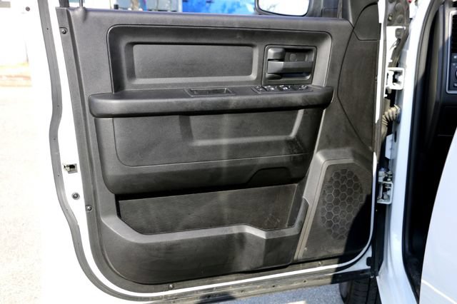 Used 2019 RAM 1500 Express RWD image 23