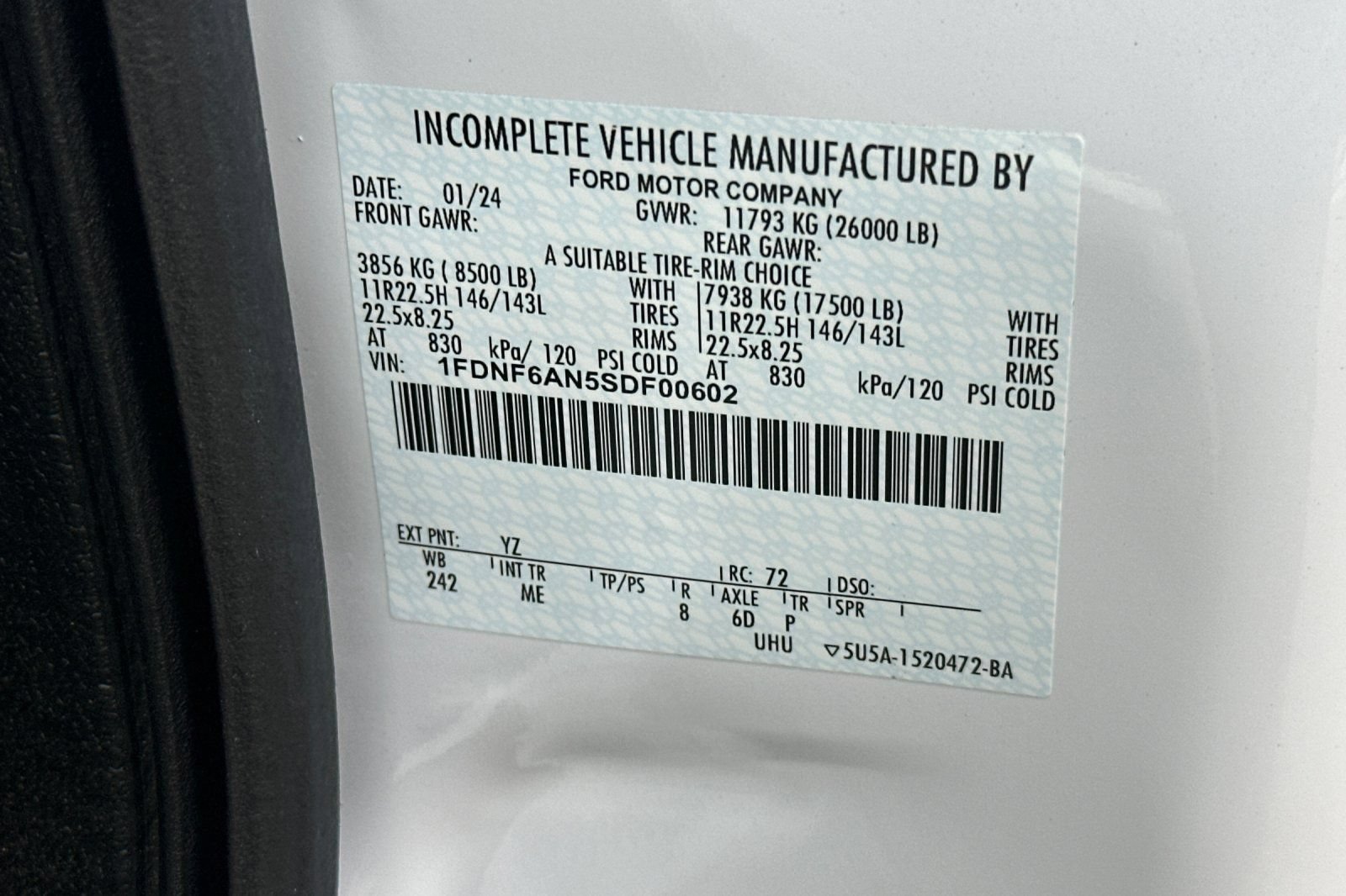 Used 2025 Ford F650 2WD Regular Cab Super Duty image 33