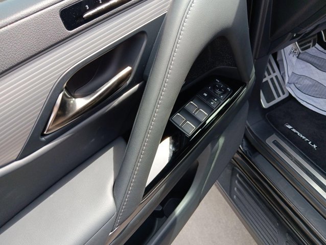 Certified 2026 Lexus LX 700h F Sport w/ Accessory Package (Z1) image 11