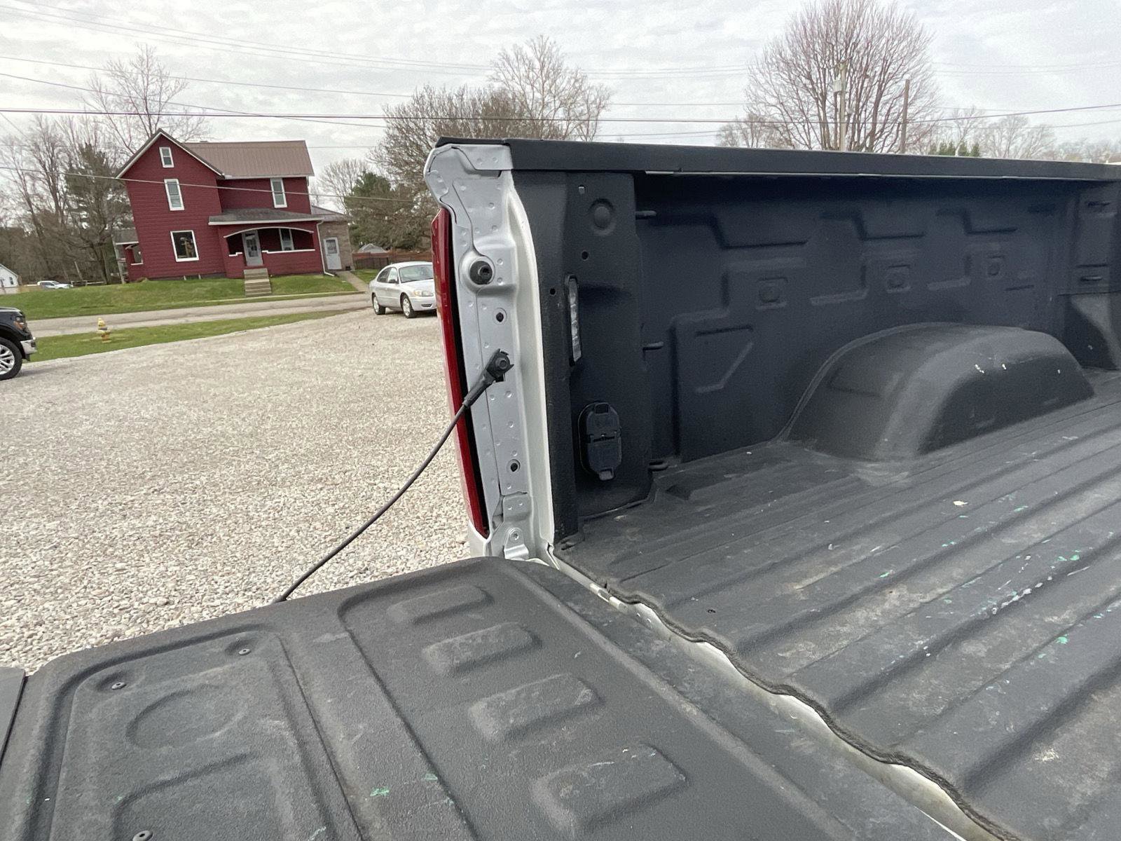 Used 2022 Chevrolet Silverado 2500 LTZ w/ LTZ Premium Package image 15