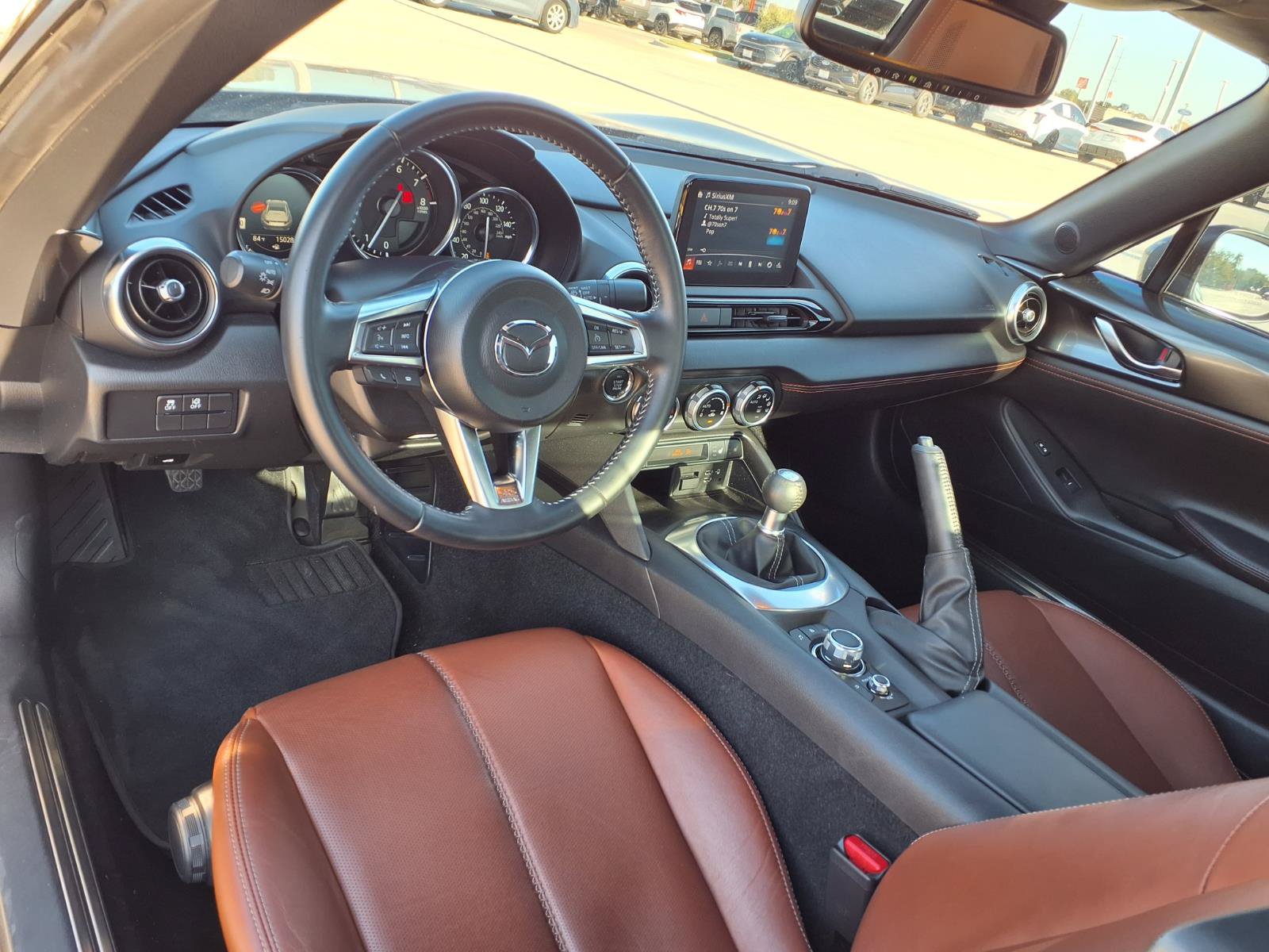 Used 2023 MAZDA MX-5 Miata Grand Touring RWD image 11