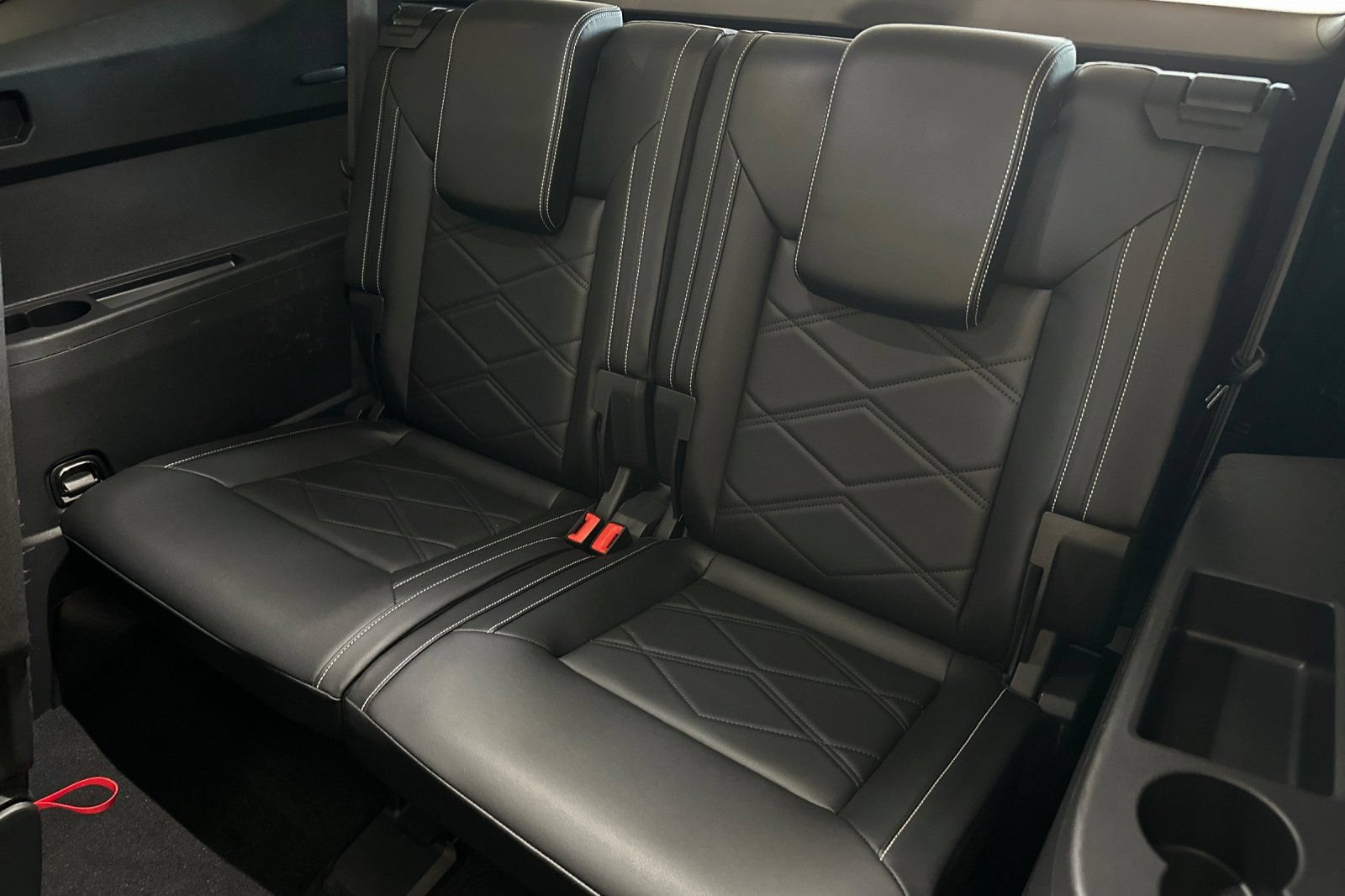 Used 2024 Volkswagen Atlas SE FWD image 15