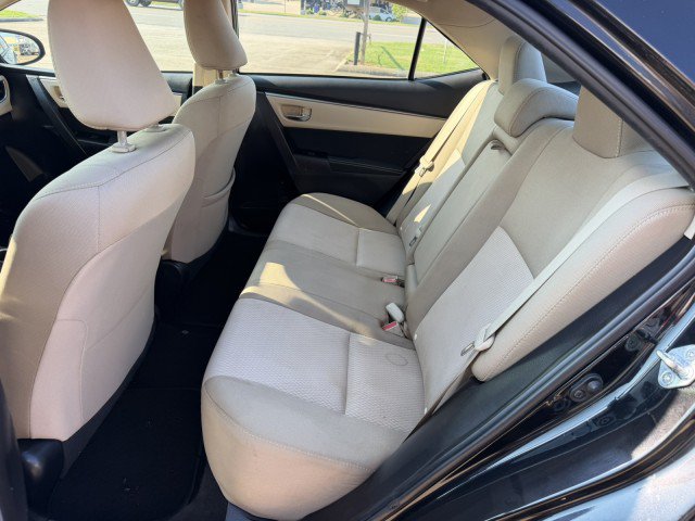 Used 2015 Toyota Corolla LE FWD image 12