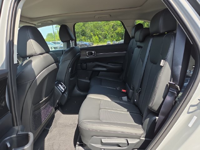 New 2026 Kia Sorento S FWD image 6