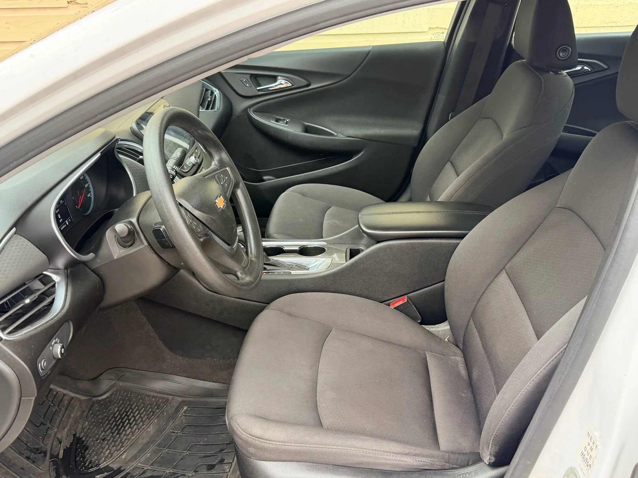 Used 2020 Chevrolet Malibu LT FWD image 15